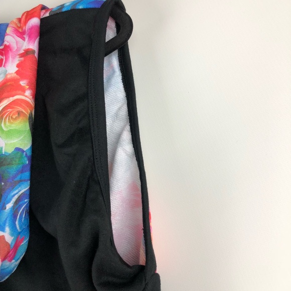 ❤️$5 with Bundle Purchase - Red Fox Crop Top - Picture 3 of 4